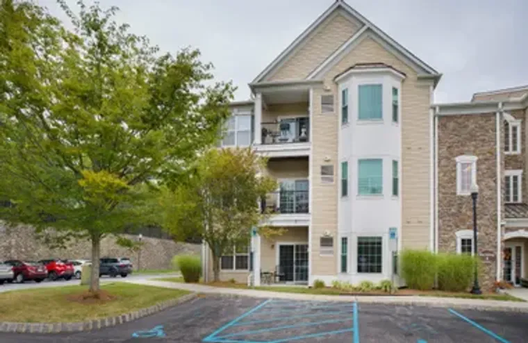 411 CREEKSIDE DR, BROOKHAVEN, PA, 19015, Brookhaven, PA 19015