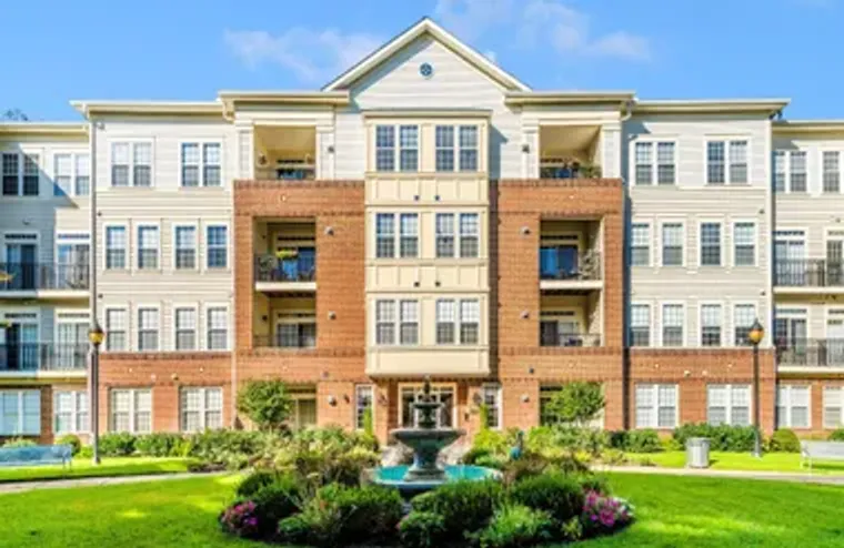 2520 KENSINGTON GDNS UNIT 401, ELLICOTT ..., Ellicott City, MD 21043