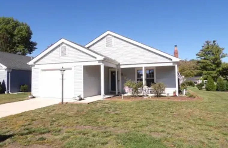 240 HUNTINGTON DR, SOUTHAMPTON, NJ, 0808..., Southampton, NJ 08088