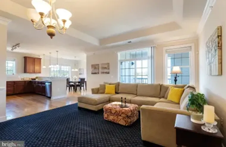 15251 ROYAL CREST DR APT 306, HAYMARKET,..., Haymarket, VA 20169