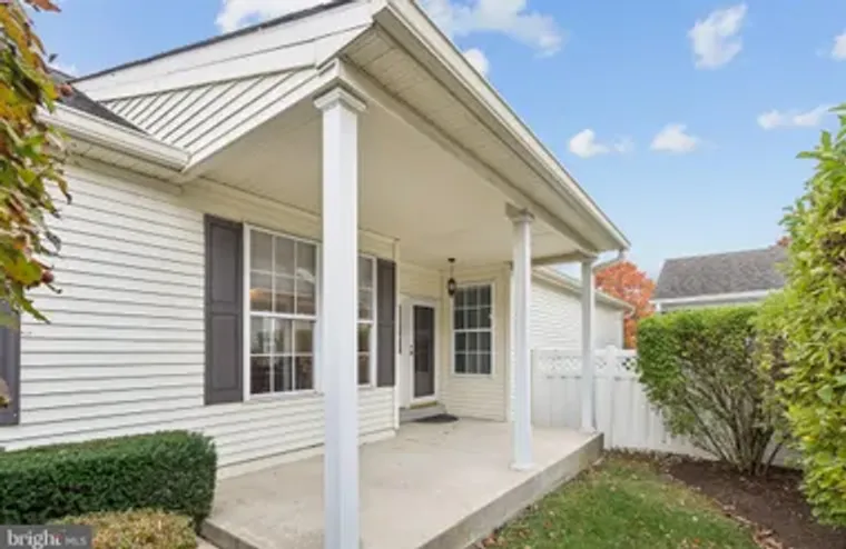 1402 S HUNTING HORN TURN, GLEN MILLS, PA..., Glen Mills, PA 19342