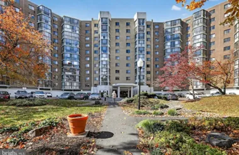 15101 INTERLACHEN DR 1-326, SILVER SPRIN..., Silver Spring, MD 20906