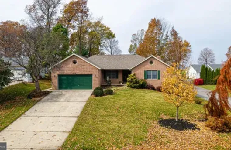 6041 GREENBRIAR TER, FAYETTEVILLE, PA, 1..., Fayetteville, PA 17222