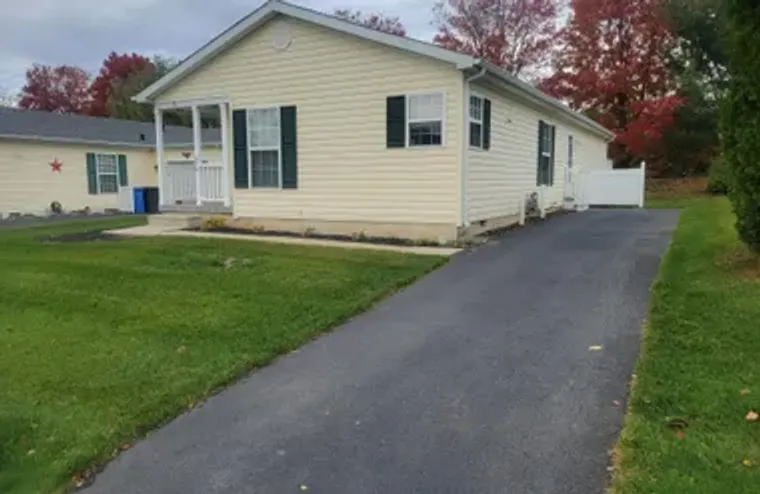 30 FORT LEE DR, MANAHAWKIN, NJ, 08050, Manahawkin, NJ 08050