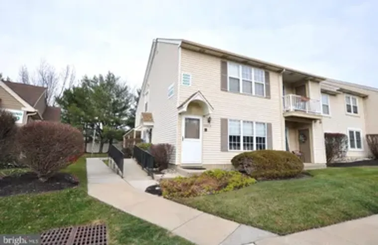 4204 ADELAIDE DR B, MOUNT LAUREL, NJ, 08..., Mount Laurel, NJ 08054