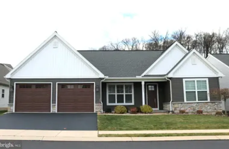 2097 HILL SIDE DR, MECHANICSBURG, PA, 17..., Mechanicsburg, PA 17055