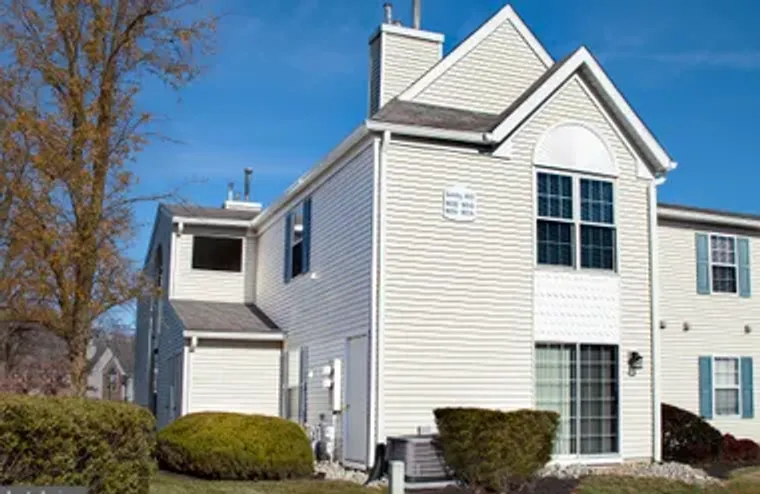 1604 STEEPLEBUSH TER # B, MOUNT LAUREL, ..., Mount Laurel, NJ 08054