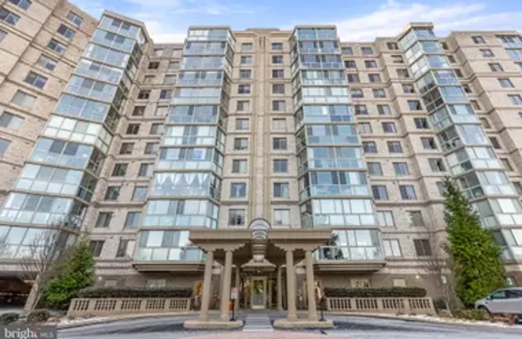 19385 CYPRESS RIDGE TER UNIT 821, LEESBU..., Leesburg, VA 20176