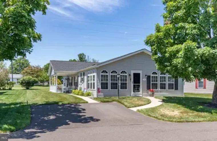 559 SPRING MEADOW CIR, NEW HOPE, PA, 189..., New Hope, PA 18938