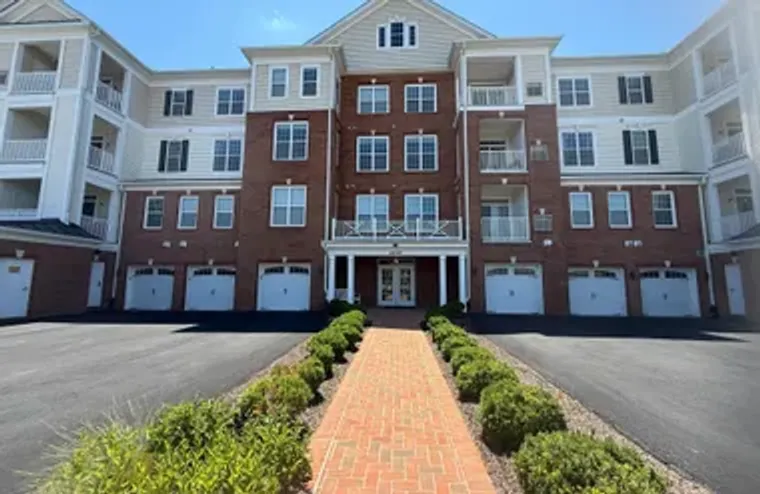 44589 YORK CREST TER 405, ASHBURN, VA, 2..., Ashburn, VA 20147