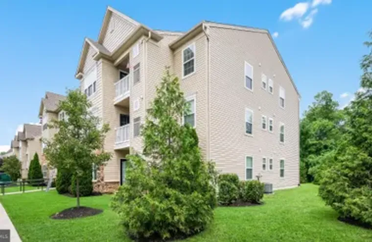 1512 MOORE ST 103, BRISTOL, PA, 19007, Bristol, PA 19007