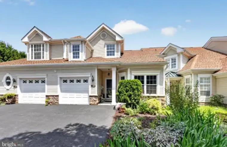 18 DRESNER CIR, UPPER CHICHESTER, PA, 19..., Upper Chichester, PA 19061