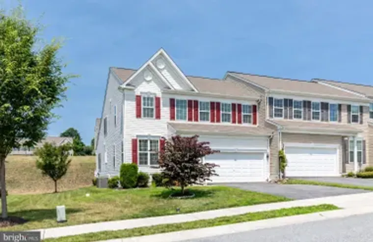 186 GREENVALE MEWS DR 11, WESTMINSTER, M..., Westminster, MD 21157