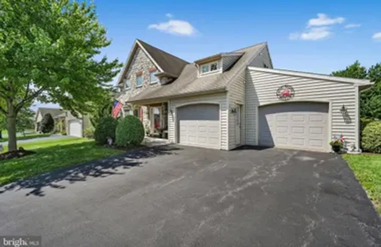 1066 CAMBRIDGE DR, MANHEIM, PA, 17545, Manheim, PA 17545