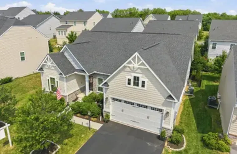 106 FRINGETREE CT, LAKE FREDERICK, VA, 2..., Lake Frederick, VA 22630