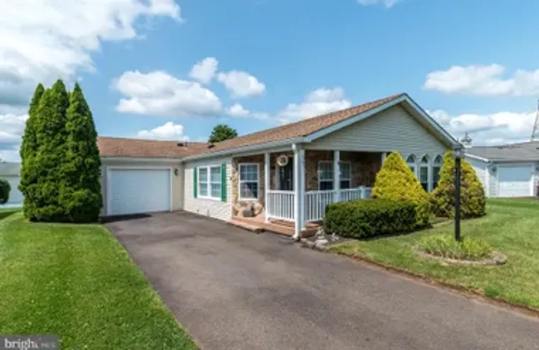 387 THRUSH CT W, NEW HOPE, PA, 18938, New Hope, PA 18938
