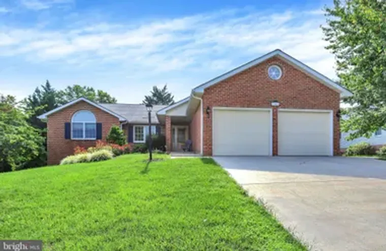 7041 AUGUSTA NATIONAL, FAYETTEVILLE, PA,..., Fayetteville, PA 17222