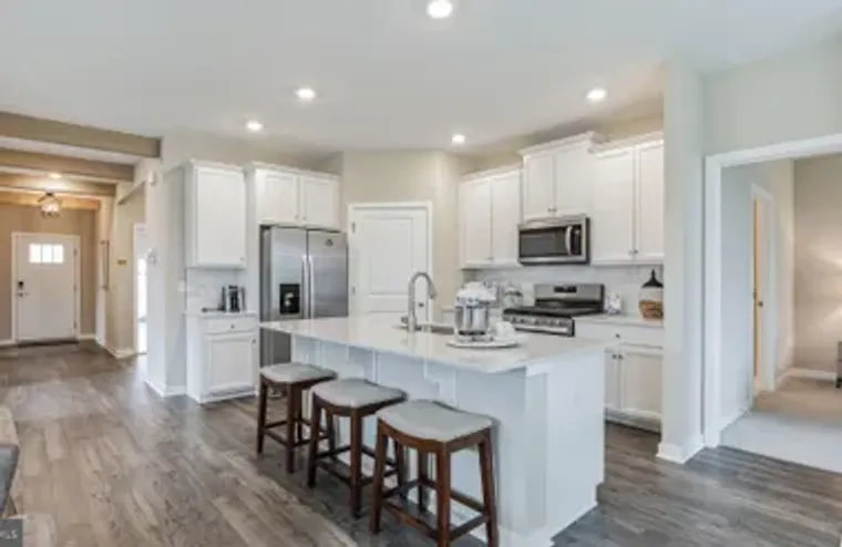 233 HUNTINGTON DR, EGG HARBOR TOWNSHIP, ..., Egg Harbor Township, NJ 08234