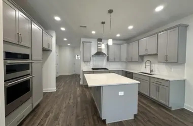 53 KAY CHIARELLO WAY, HAMILTON, NJ, 0869..., Hamilton, NJ 08690