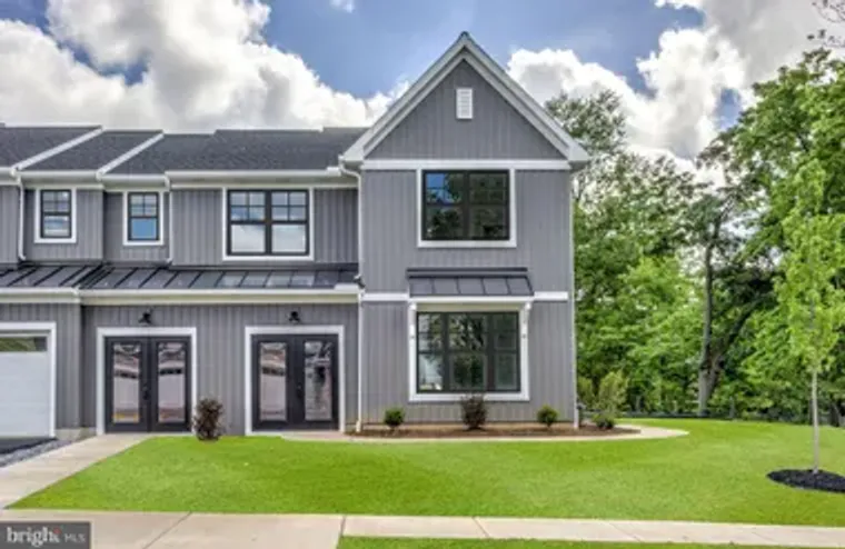 102 VILLAGE DR, MILLERSVILLE, PA, 17551, Millersville, PA 17551