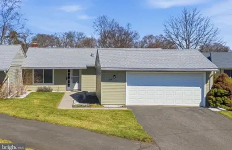 21 CELTIS PLZ B, MONROE TOWNSHIP, NJ, 08..., Monroe Township, NJ 08831