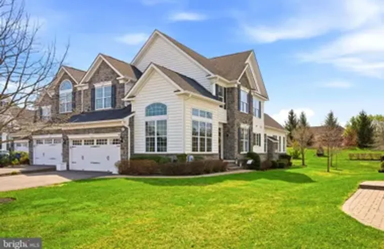 61 HILLYER LN, NEWTOWN, PA, 18940, Newtown, PA 18940