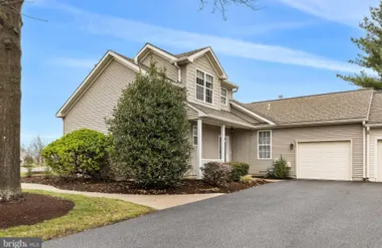 203 N SILVER FOX DR, GLEN MILLS, PA, 193..., Glen Mills, PA 19342