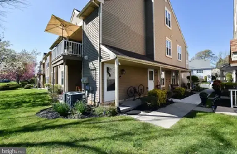 5304 ADELAIDE DR B, MOUNT LAUREL, NJ, 08..., Mount Laurel, NJ 08054