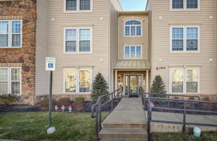 1506 MOORE ST 301, BRISTOL, PA, 19007, Bristol, PA 19007