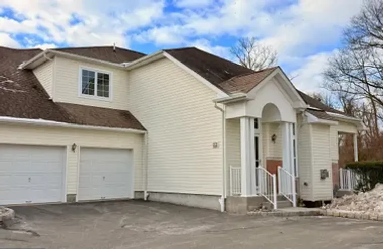 5201 SCHINDLER DR, MONMOUTH JUNCTION, NJ..., Monmouth Junction, NJ 08852