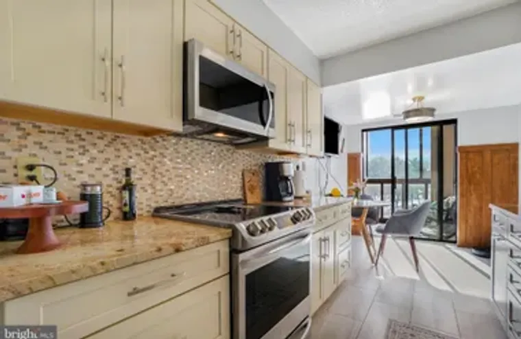 15100 INTERLACHEN DR 4-407, SILVER SPRIN..., Silver Spring, MD 20906