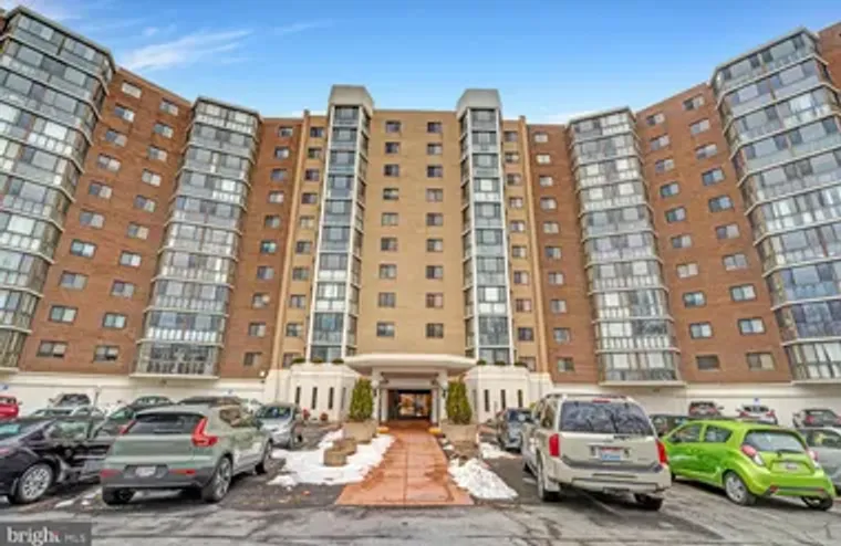 15115 INTERLACHEN DR 3-425, SILVER SPRIN..., Silver Spring, MD 20906