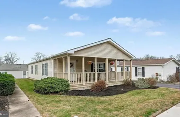 1106 JFK DR, NORTH WALES, PA, 19454, North Wales, PA 19454