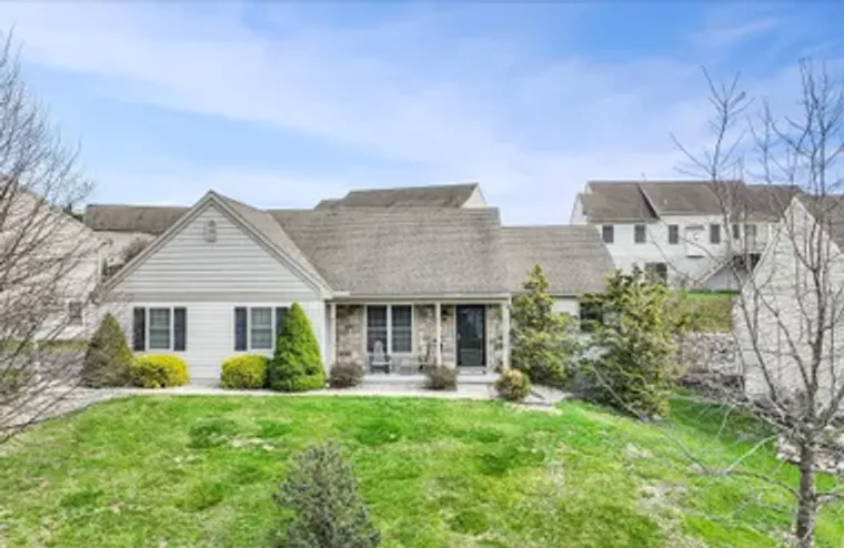 858 WATER EDGE CT, LEBANON, PA, 17046, Lebanon, PA 17046
