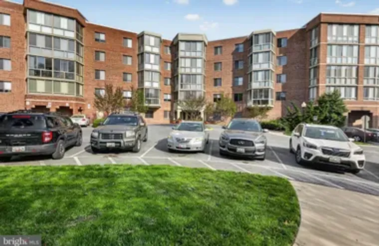 2904 N LEISURE WORLD BLVD 207, SILVER SP..., Silver Spring, MD 20906