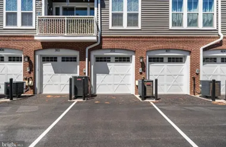 13950 ENGLEFIELD DR 203, WOODBRIDGE, VA,..., Woodbridge, VA 22193