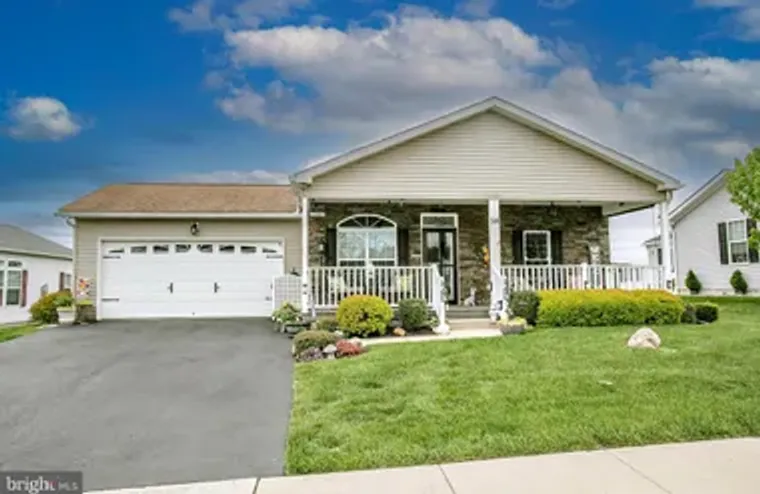 58 MIDDLEMARCH RD, DOUGLASSVILLE, PA, 19..., Douglassville, PA 19518