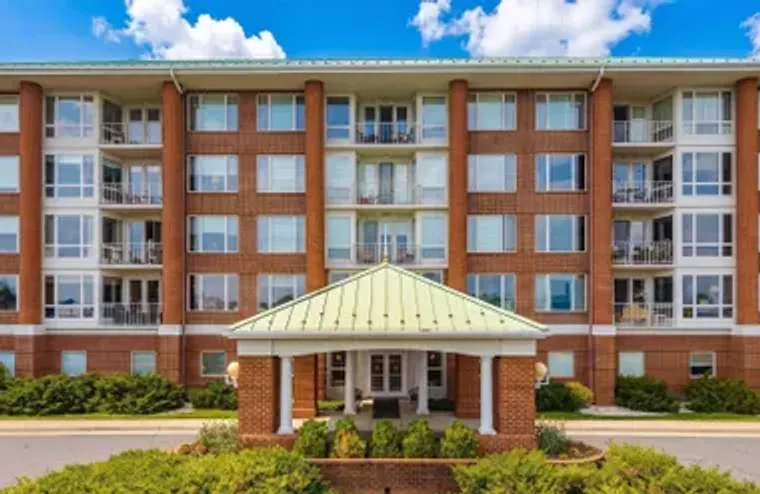 500 CRESTWOOD DR 2604, CHARLOTTESVILLE, ..., Charlottesville, VA 22903
