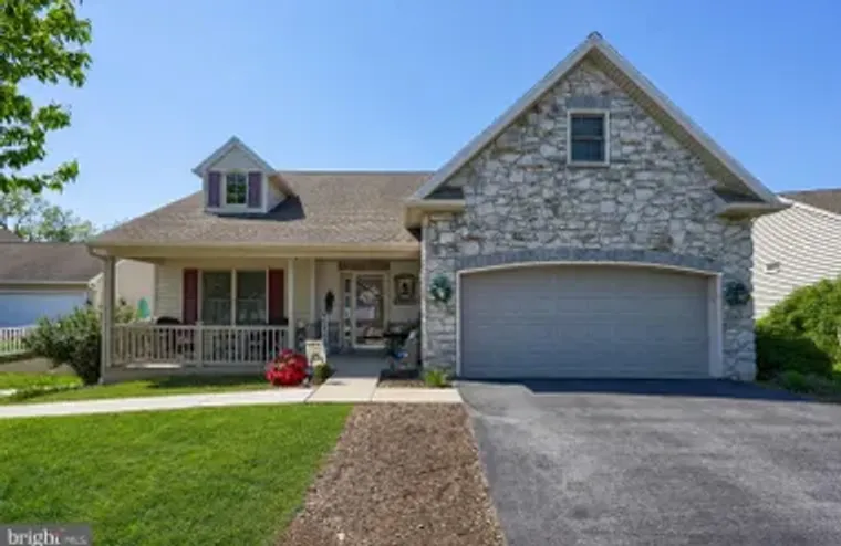 1042 CAMBRIDGE DR, MANHEIM, PA, 17545, Manheim, PA 17545