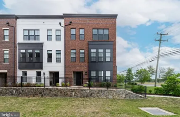 43927 HURLEYS HUNT TER, ASHBURN, VA, 201..., Ashburn, VA 20147