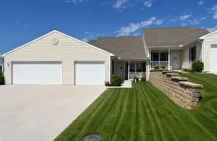 1332 PLEASANT VIEW DR 75, SPRING GROVE, ..., Spring Grove, PA 17362