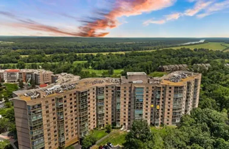 19385 CYPRESS RIDGE TER UNIT 522, LEESBU..., Leesburg, VA 20176