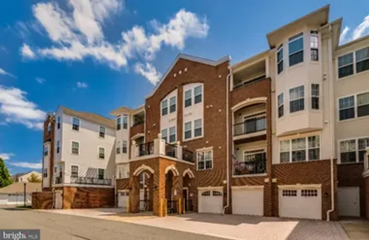 10273 FOUNTAIN CIR 202, MANASSAS, VA, 20..., Manassas, VA 20110