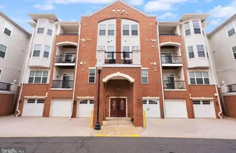 9204 CHARLESTON DR UNIT 404, MANASSAS, V..., Manassas, VA 20110