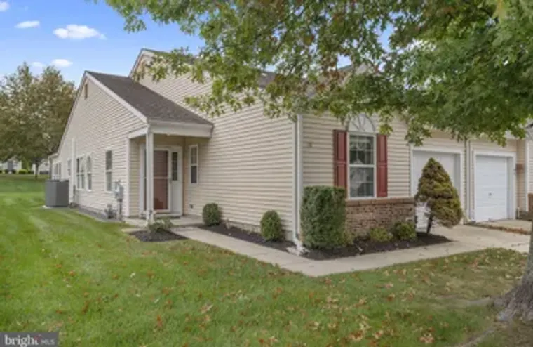 10 YARROW PL, MOUNT LAUREL, NJ, 08054, Mount Laurel, NJ 08054