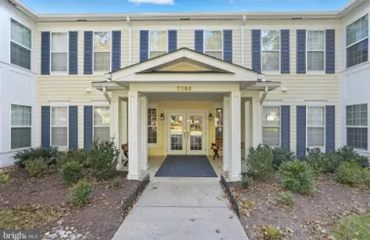 6696 CLUB HOUSE LN UNIT 104, WARRENTON, ..., Warrenton, VA 20187