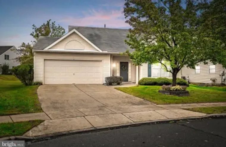 11 COVERED BRIDGE CIR, COLUMBUS, NJ, 080..., Columbus, NJ 08022