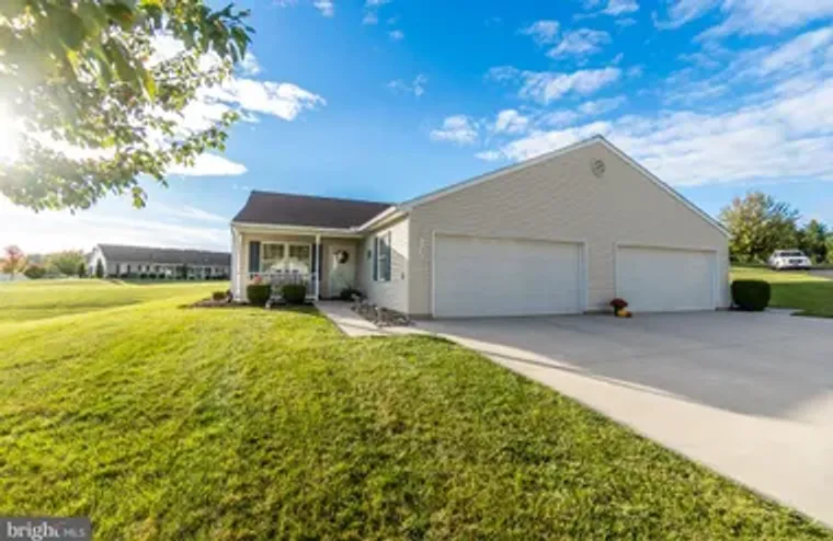 1302 VILLAGE DR, SPRING GROVE, PA, 17362, Spring Grove, PA 17362