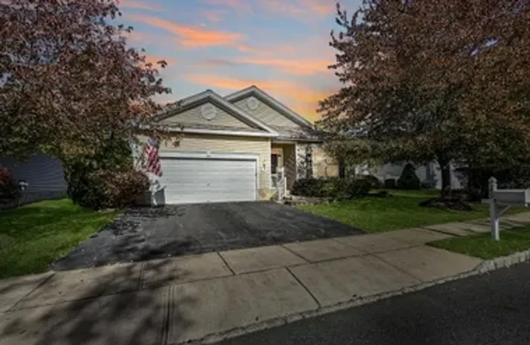 49 CHAMBER LN, COLUMBUS, NJ, 08022, Columbus, NJ 08022