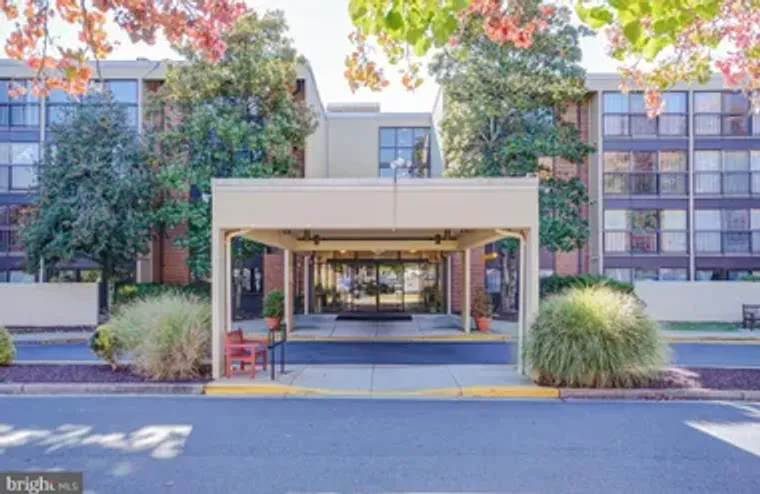 2921 N LEISURE WORLD BLVD 1-226, SILVER ..., Silver Spring, MD 20906